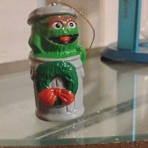 Sesame Street Oscar the Grouch Holiday Ornament